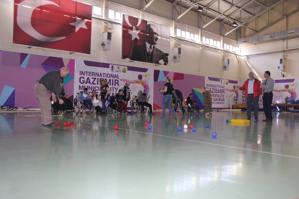 Sporun engeli yok