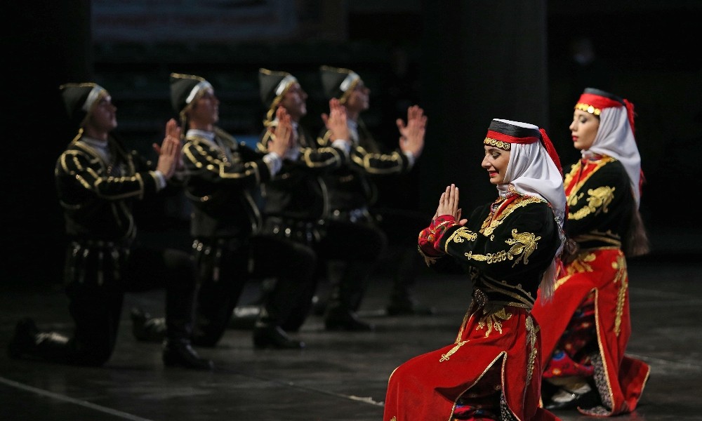 Karşıyaka, ‘Zeybek’ ile Türkiye ikincisi oldu
