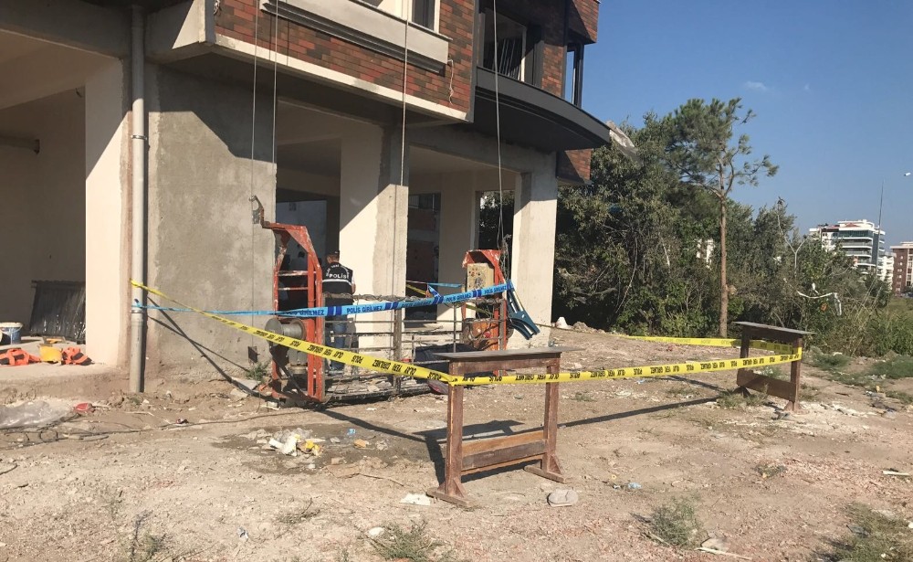 5’inci kattan düşen işçi öldü