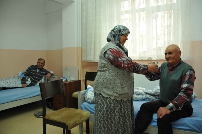 Sıcak yuvada esirgenmeyen şefkat
