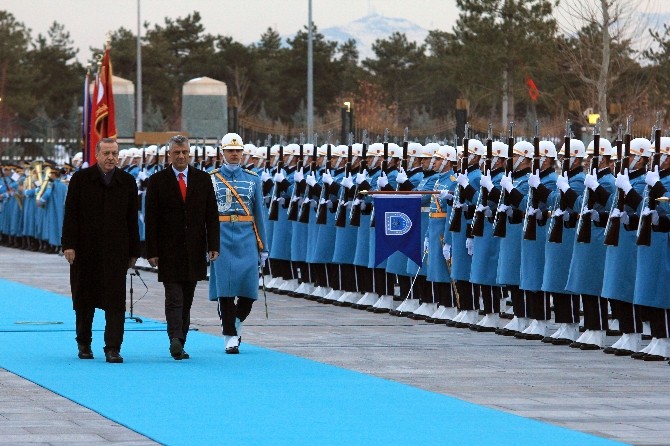 Erdoğan, Kosova Cumhurbaşkanını resmi törenle karşıladı
