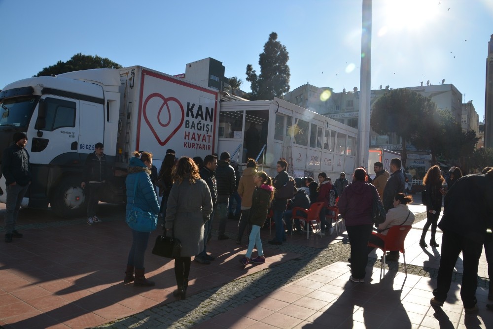 Donör arayan üniversiteli Mengü için seferber oldular