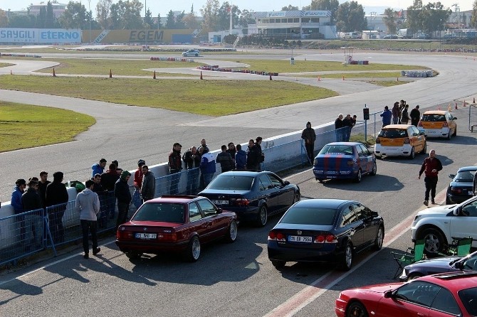 İzmir’de “Time Trial”e yoğun ilgi