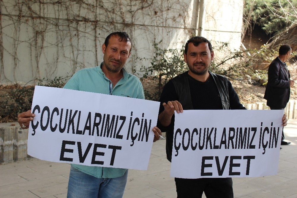 Cumhurbaşkanı Başdanışmanı Topçu atık toplayıcılarla bir araya geldi
