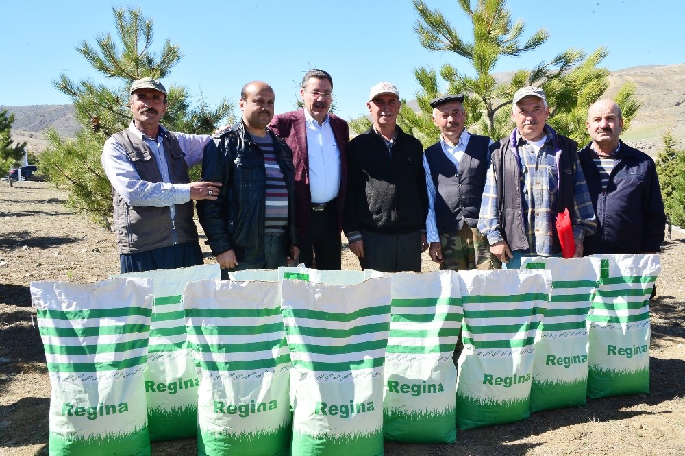 Başkan Gökçek Kalecik’te çiftçilerle buluştu