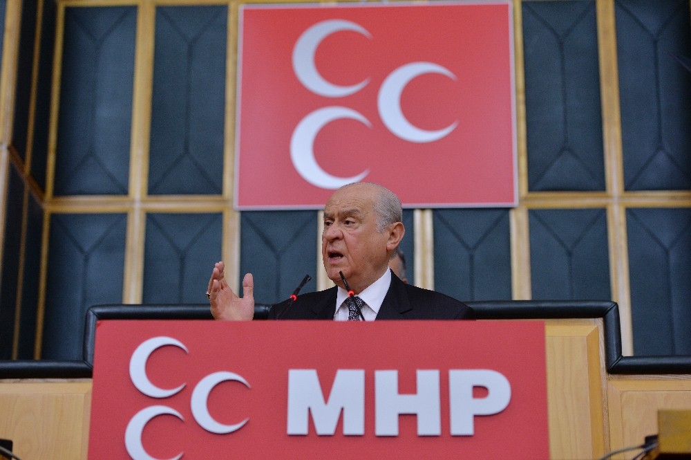Bahçeli’den Beşiktaş’a tebrik