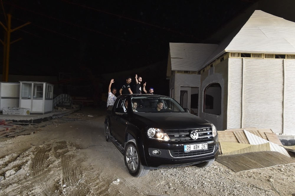 Başkan Gökçek, “Kafalar” Grubu ile Ankapark’ta