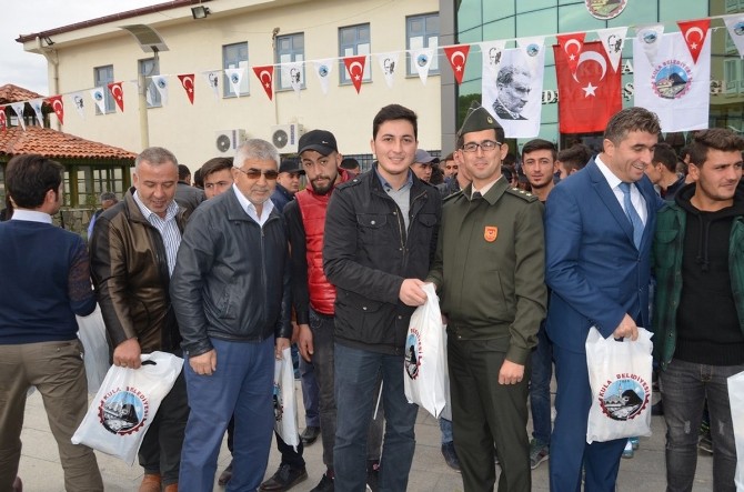 Kulalı Mehmetçiklere Mehter Marşlı uğurlama