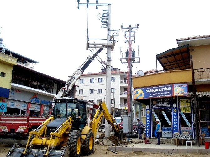 Sarıgöl’de elektrik kabloları yeraltına alınıyor