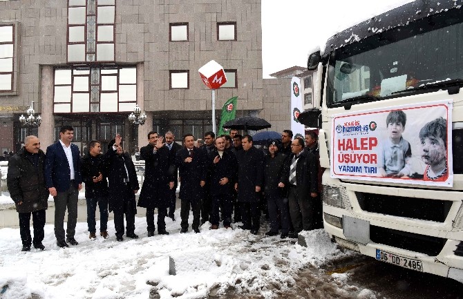 Halep’e yardım tırları Keçiören’den yola çıktı

