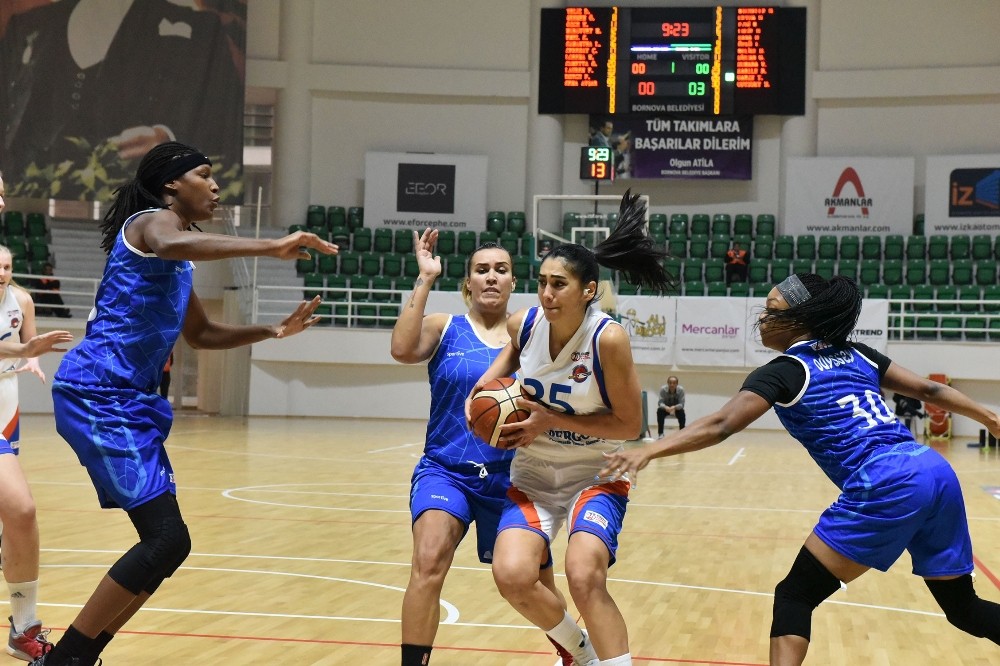 Bornova Beckerspor evinde mağlup