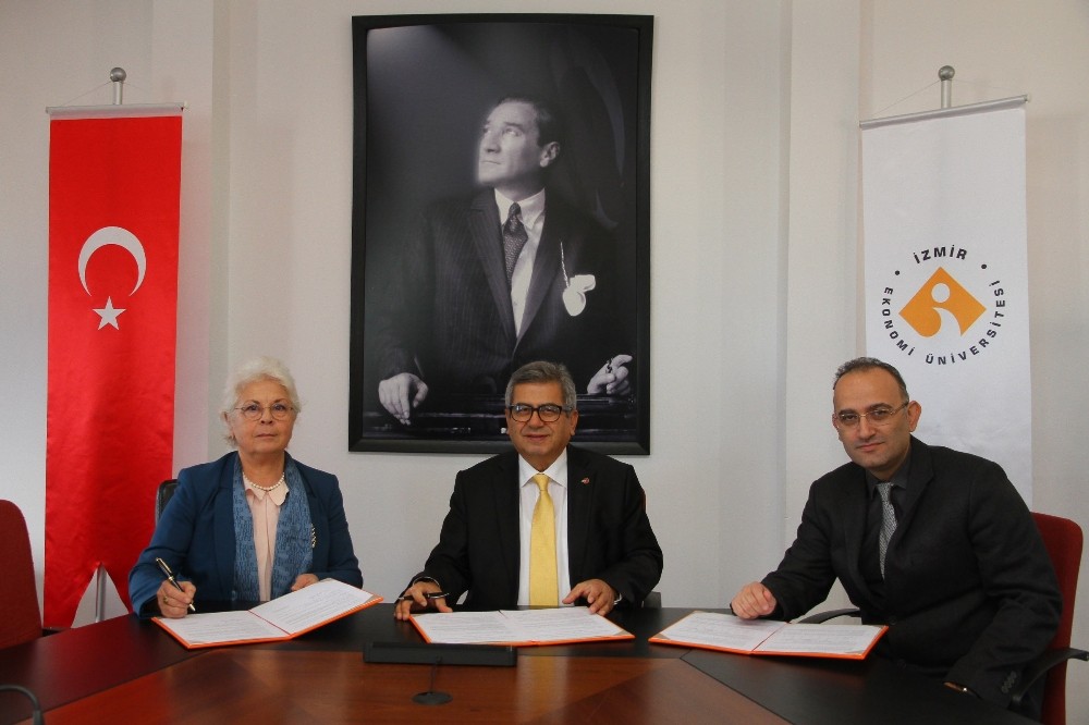 İzmir Ekonomi’den ESBAŞ ile eğitim işbirliği