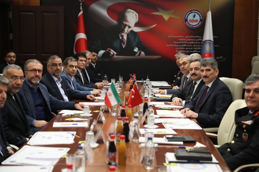 İran heyeti Türkiye’de