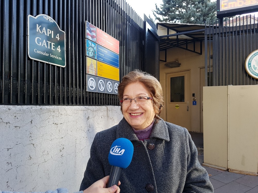 ABD Büyükelçiliğinde vize başvurusu yoğunluğu