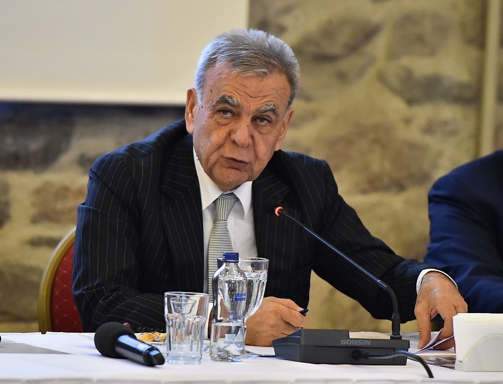 İZMİR'DEN YERLİ OTOMOBİL HAMLESİ!