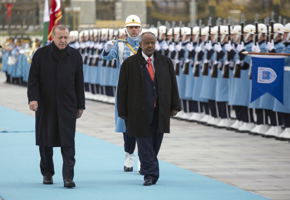 Cumhurbaşkanı Erdoğan, Cibuti Cumhurbaşkanı Guelleh’i resmi törenle karşıladı