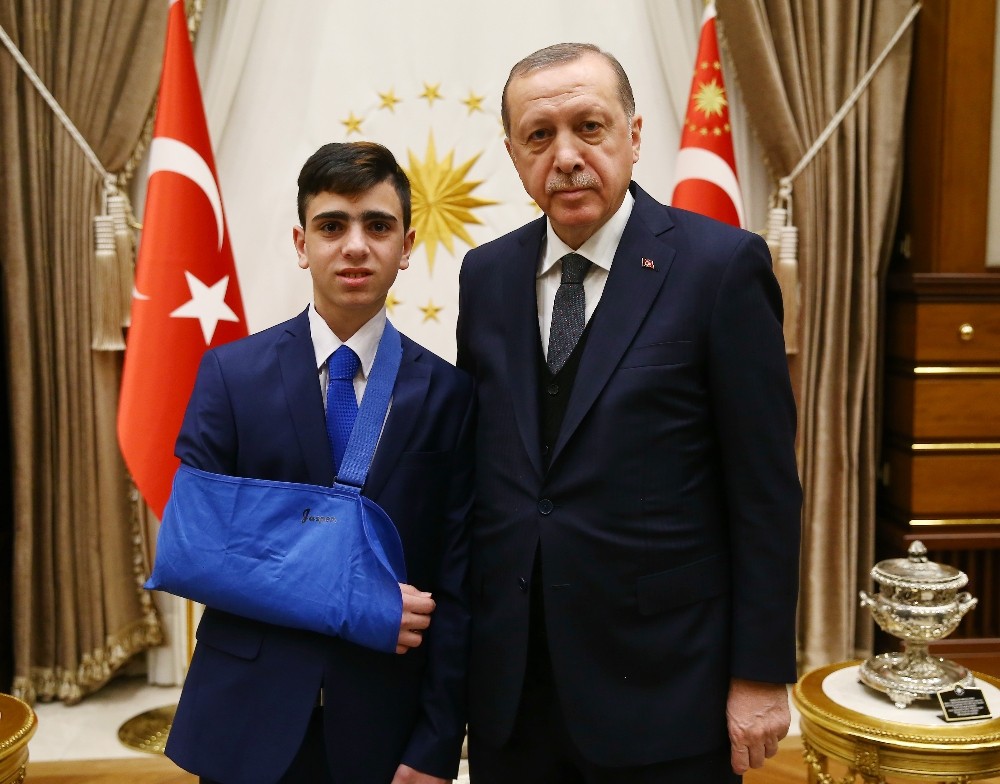Cumhurbaşkanı Erdoğan, Filistin direnişinin simgesi Cuneydi’yi kabul etti