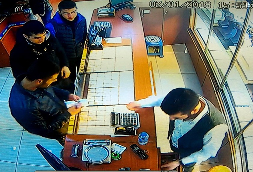 Başkent’te çaldıkları altınları kuyumcuya satan 4 kişi yakalandı