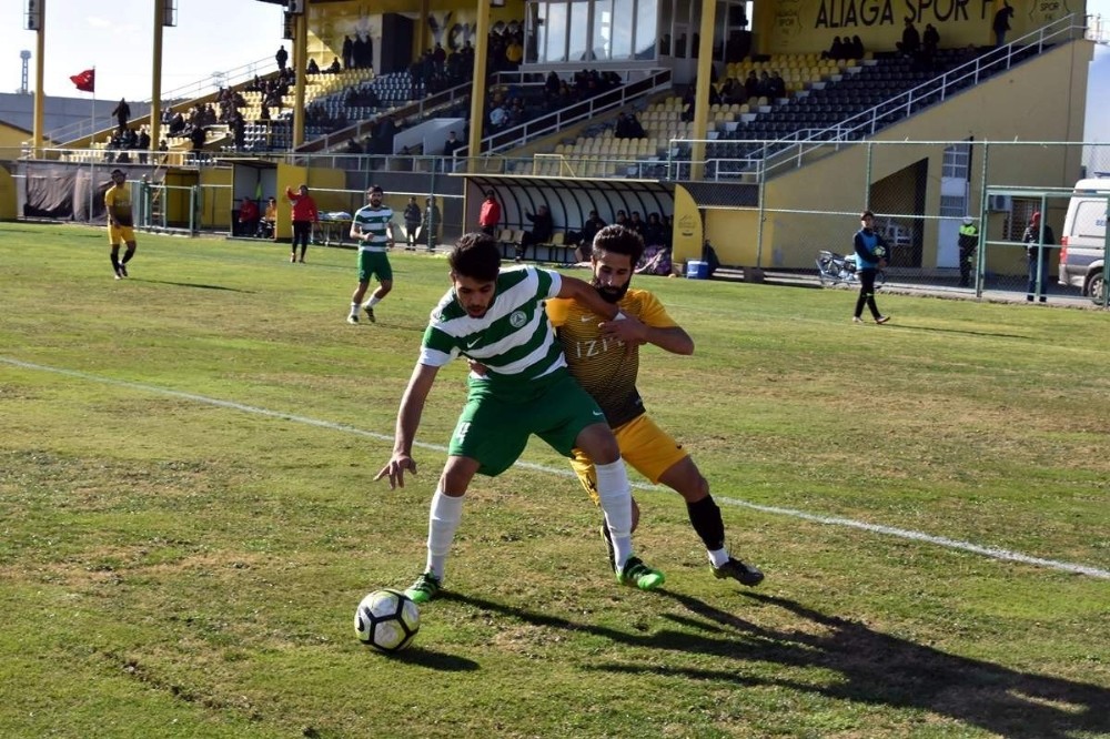 Aliağaspor devreyi lider kapattı
