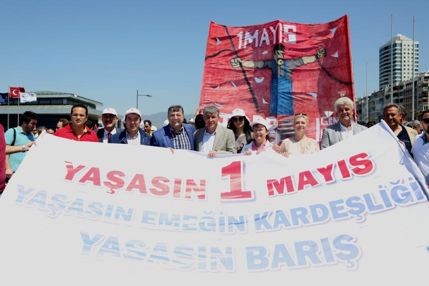 1 MAYIS'TA EMEKÇİLERİN YANINDA OLDU
