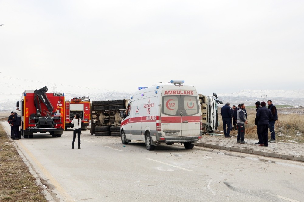 Gölbaşı’nda beton mikseri devrildi: 1 yaralı