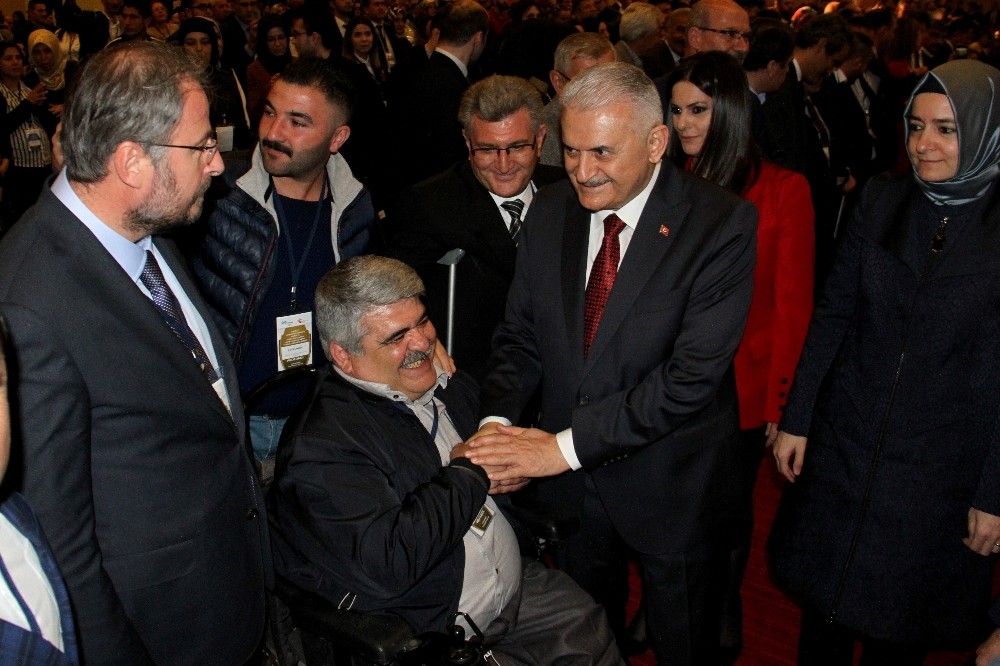 Başbakan Yıldırım’dan engelli vatandaşlara müjde