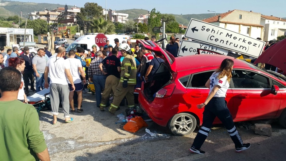Minibüs otomobille çarpıştı: 3’ü çocuk 6 yaralı