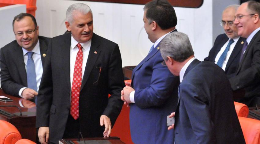 Meclis’te Binali Yıldırım’a Yoğun Ülkü