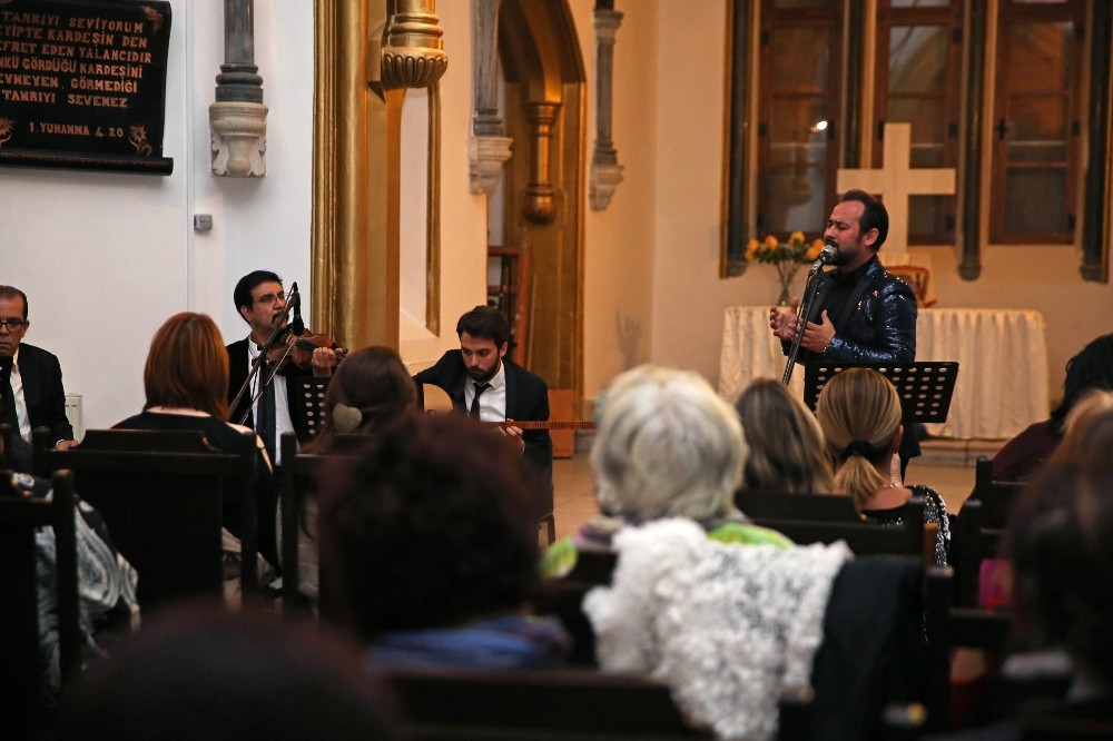 Bucalılar Sanat Güneşi’ni andı
