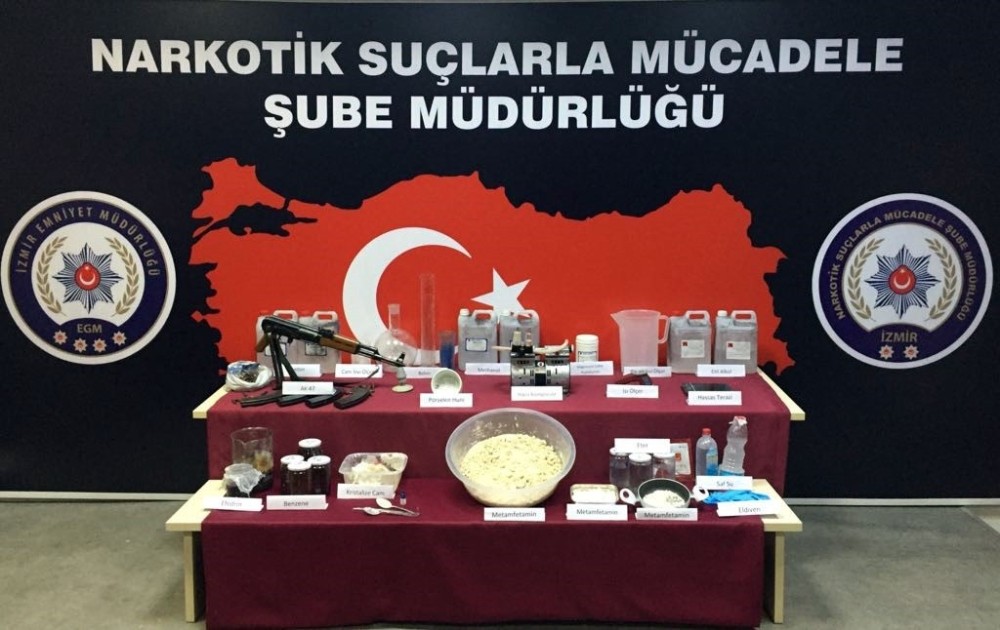 İzmir’de 1 yılda 850 zehir taciri tutuklandı