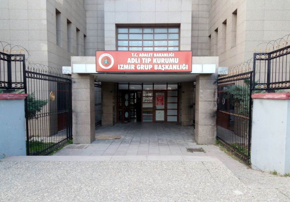 Şehitlerin cenazeleri İzmir Adli Tıp Kurumuna gönderildi