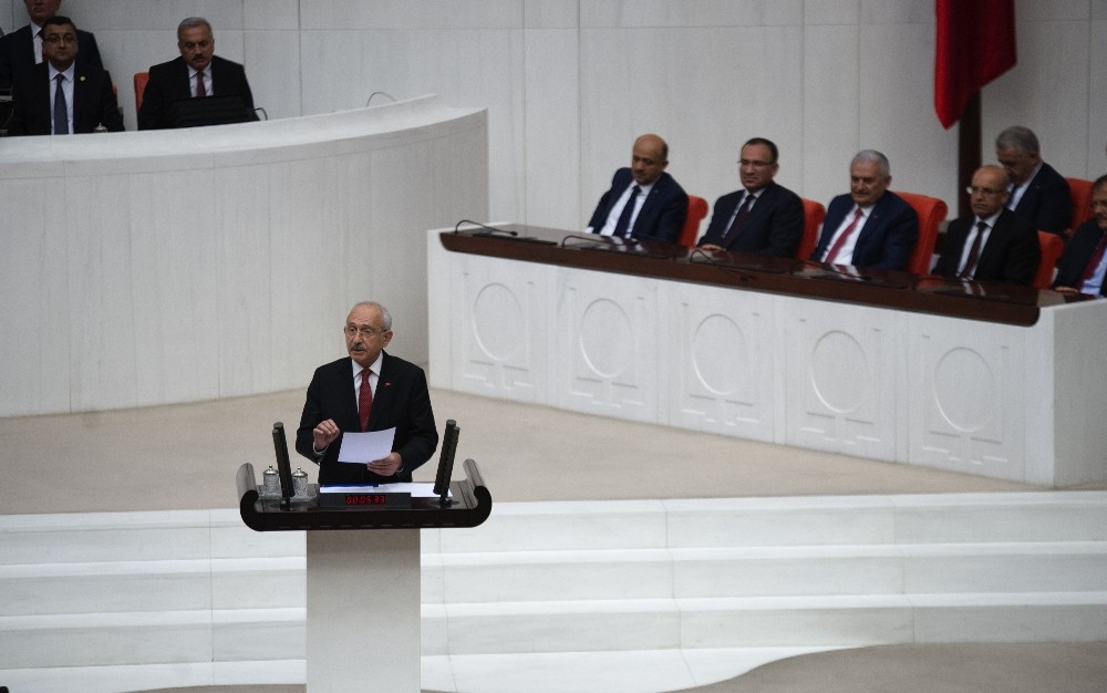 CHP Genel Başkanı Kılıçdaroğlu’nun Genel Kuruldaki konuşması sırasında tartışma çıktı