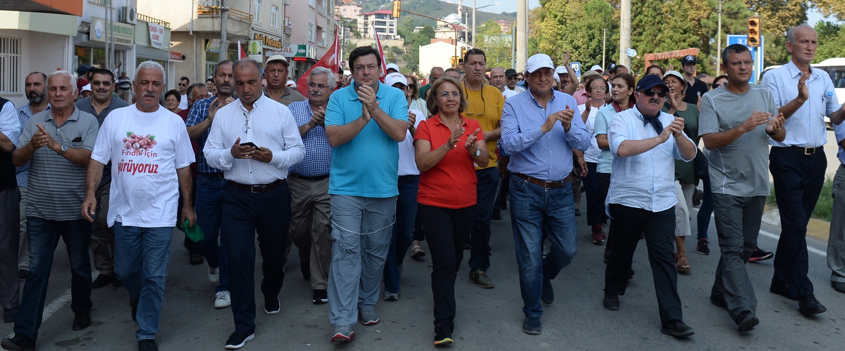 CHPʹnin ˮFındık İçin Yürüyoruzˮ mitingi ikinci gününde