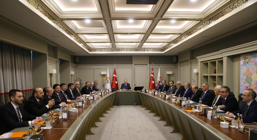 Cumhurbaşkanı Erdoğan, Uyum Komisyonu üyeleriyle bir araya geldi