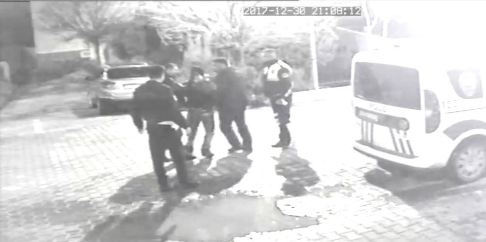 O POLİSLERE SORUŞTURMA!
