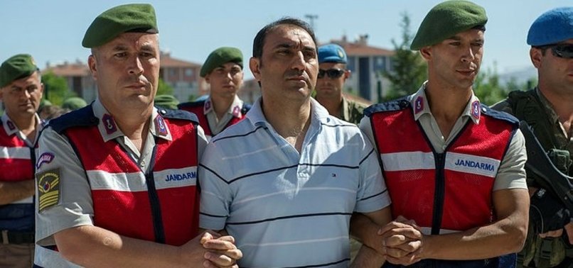Darbeci filo komutanı havada 1,5 saat hiçbir şey yapmamış