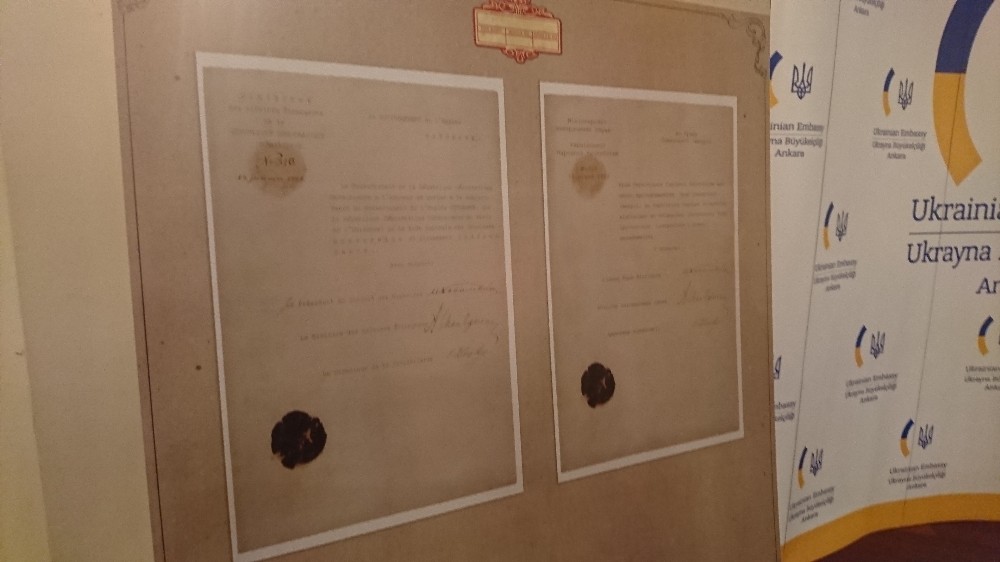 Büyükelçi Sybiha kolları sıvadı, arşivleri taradı