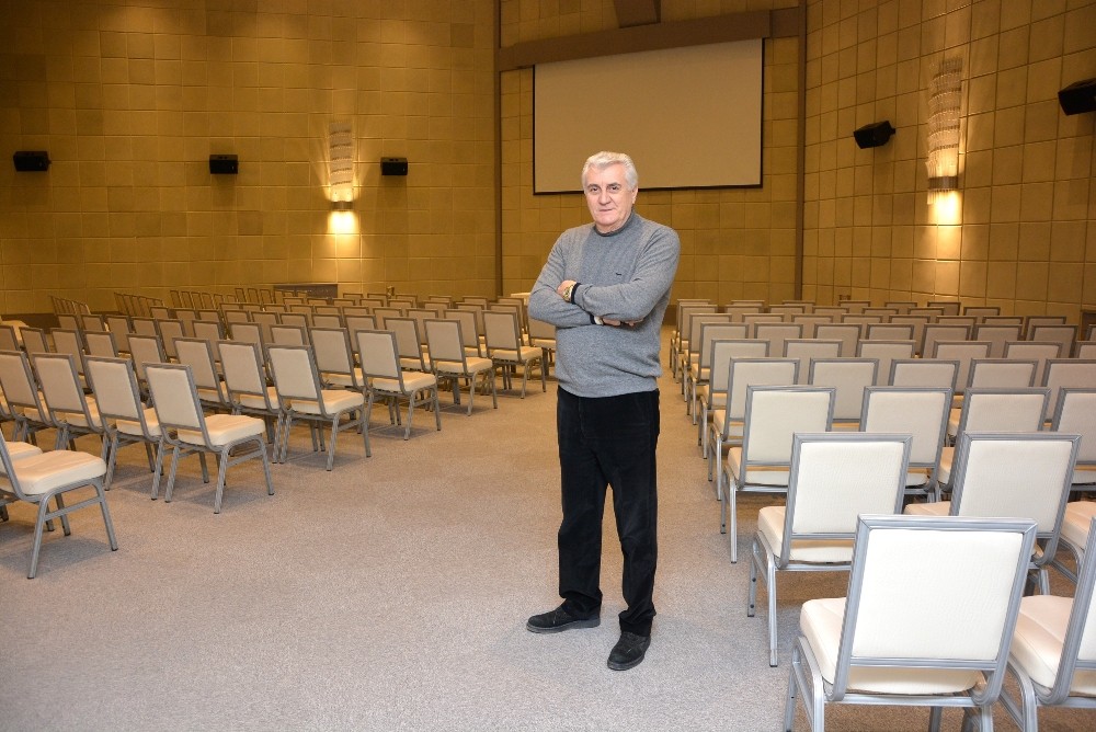 İzmir, yeni kültür sanat merkezine kavuştu