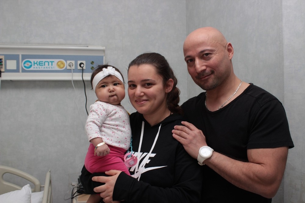 Annesi fark etti, babası hayat verdi