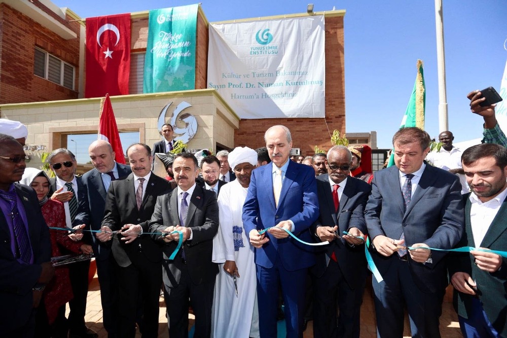 Bakan Kurtulmuş Sudan’da Türk Kültür Merkezi’nin açılışını yaptı