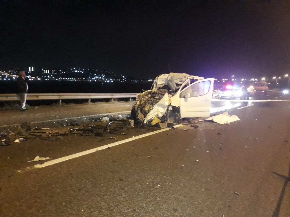 Kaza sonrası alev alan otomobilin sürücüsü hayatını kaybetti