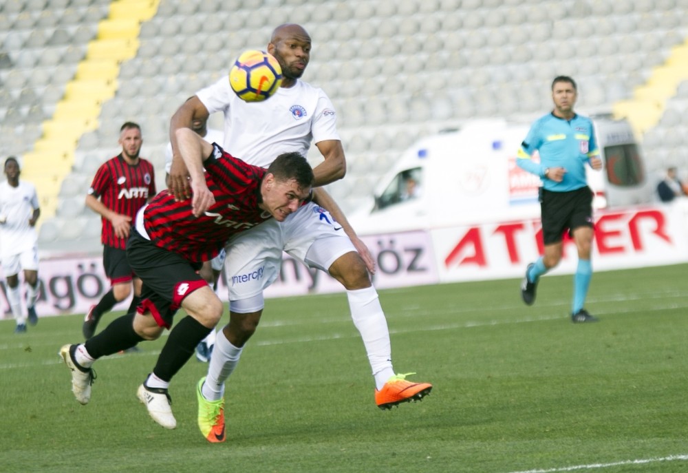 Süper Lig: Gençlerbirliği: 0 - Kasımpaşa: 0 (İlk yarı)