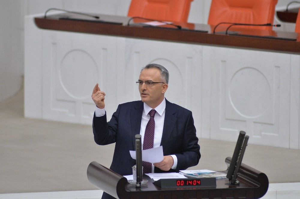 Bakan Canikli’den