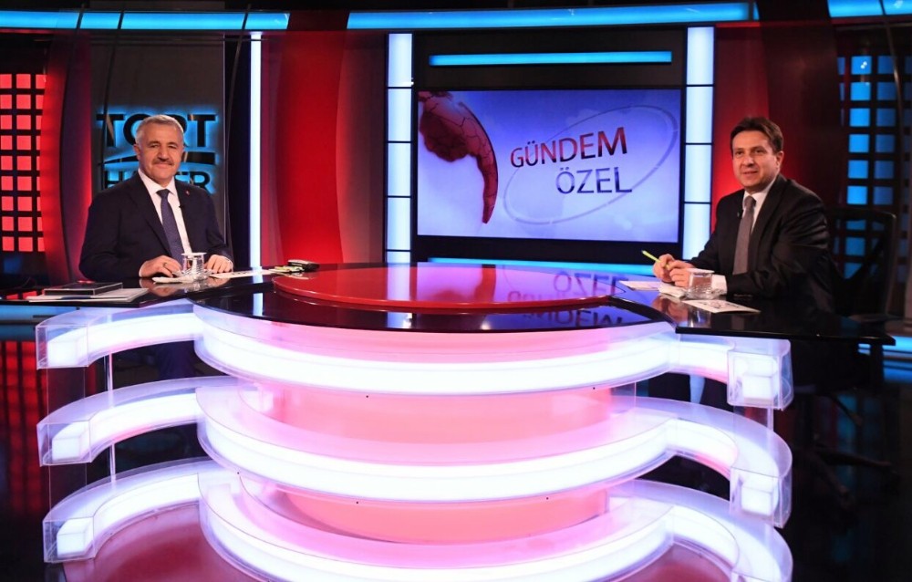 Bakan Arslan ‘PTT Kart’ı Batuhan Yaşar’ın Gündem Özel programında açıkladı