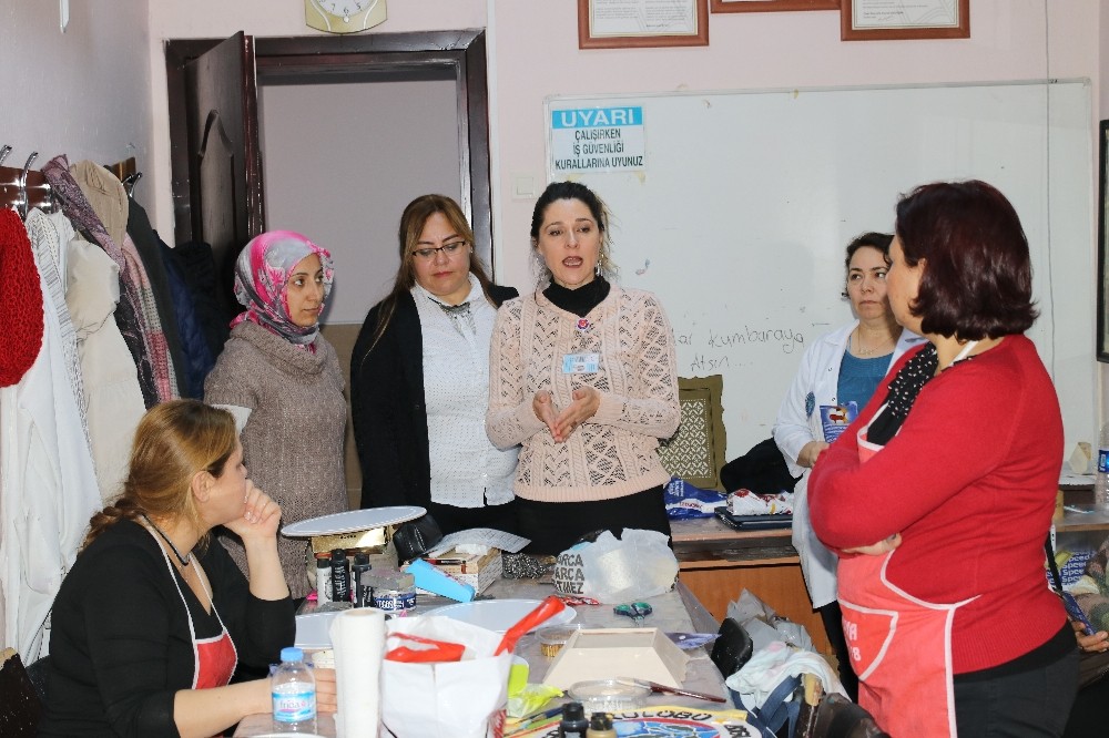 Bergama’nın verem savaş melekleri