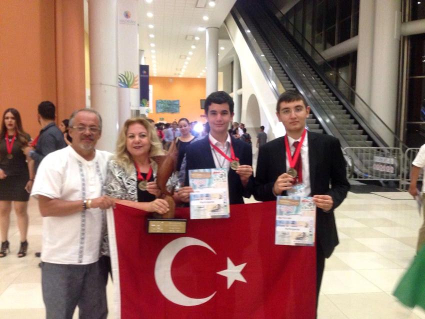 MEKSİKA’DA PROJE FUARINDA ÜLKEMİZİ TEMSİL ETTİLER