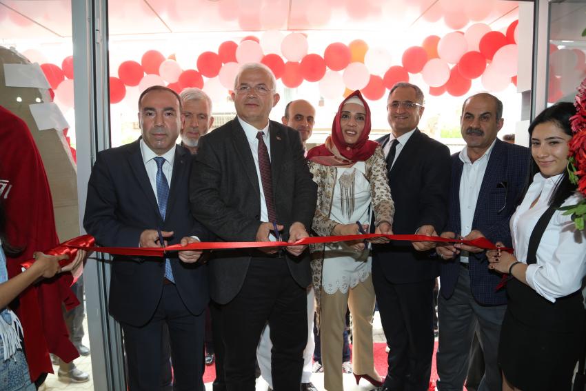 AHİLİK OSMANLIDAN GÜNÜMÜZE ESNAFLIĞIN İLKELERİDİR