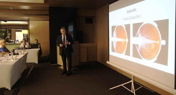 DÜNYADA 246 MİLYON İNSAN NORMALDEN AZ GÖRÜYOR