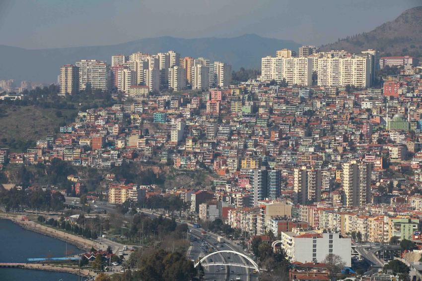 Bayraklı kendiliğinden dönüşecek! 