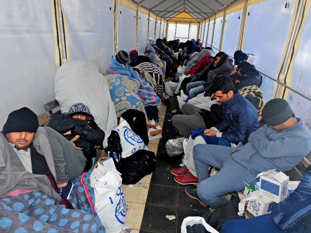 57 kaçak göçmen yakalandı
